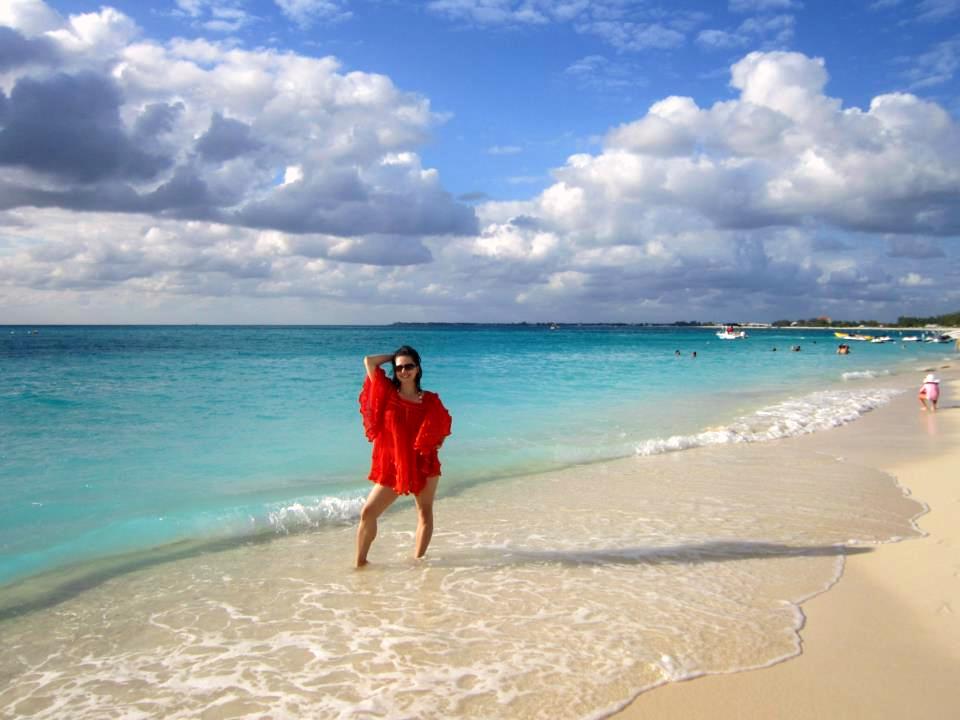 Saving $1000 with United Miles: Natalya’s trip to Grand Cayman and Cancun